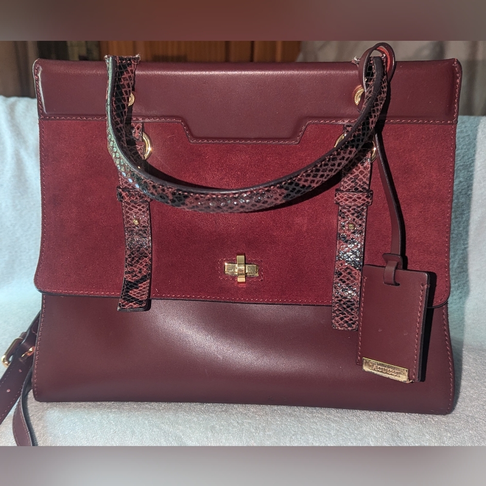 IACUCCI leather suede with snake details satchel bag.